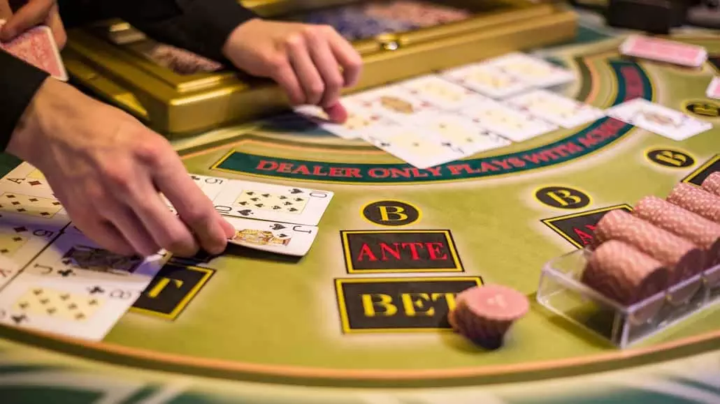 Casino Etiquette – Do’s and Don’ts at the Gaming Table